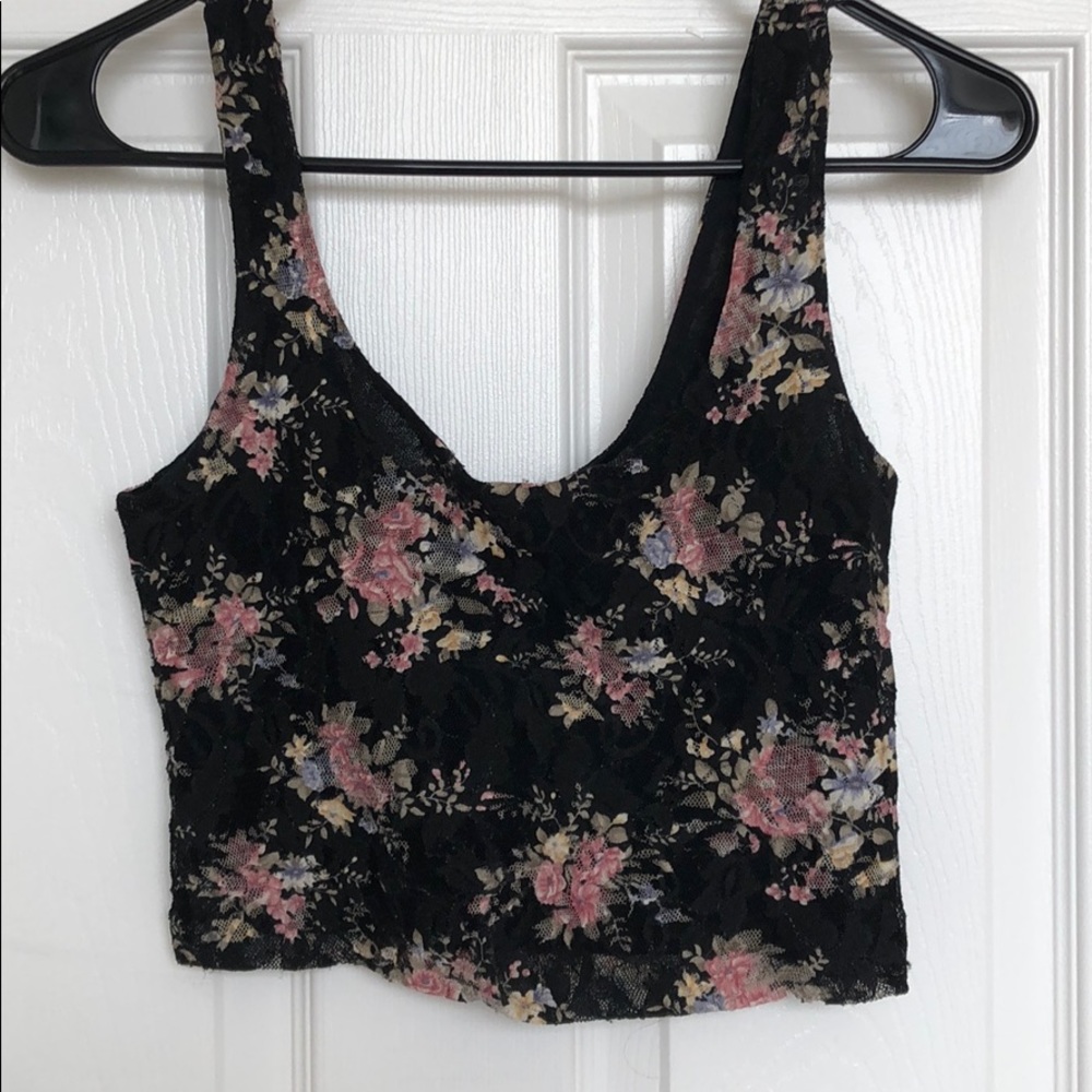 Crop floral lace tank